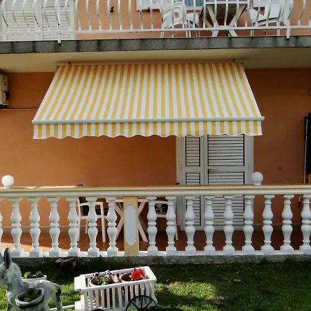 Apartment And Vikeli Trogir
